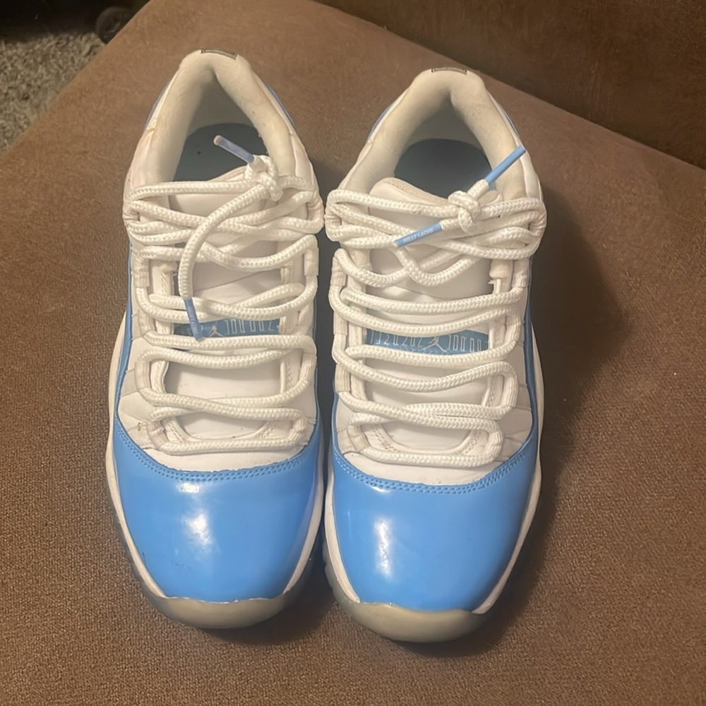 Nike AIR JORDAN 11 RETRO LOW GS UNC Size 7y